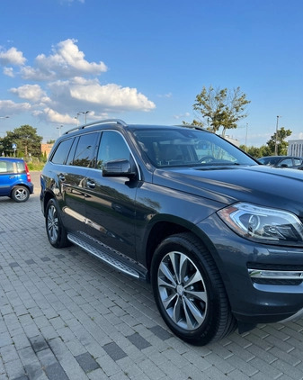 Mercedes-Benz GL cena 119000 przebieg: 157000, rok produkcji 2013 z Warszawa małe 352